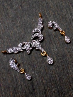 CZ Pendant With Earrings